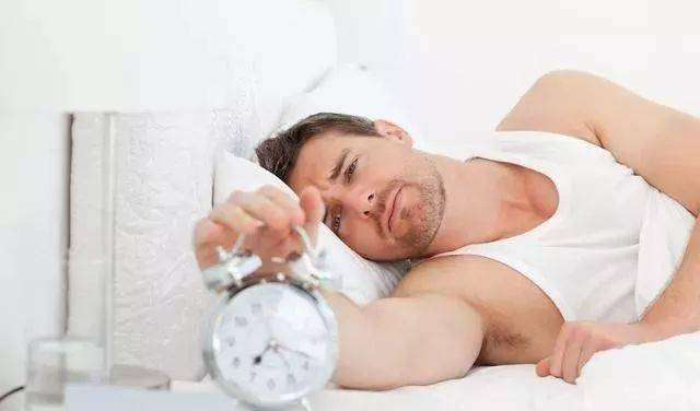 男性肚子大的原因有哪些？男性肚子大怎么瘦下来？